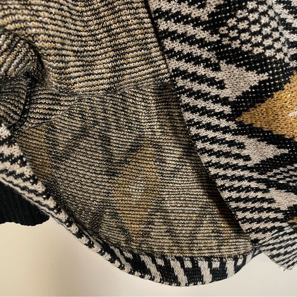 Vintage Diane Von Furstenberg Metallic Abstract Print Knit Sweater Size Large - Picture 9 of 11